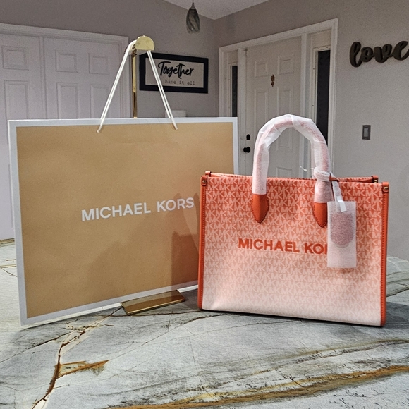 Michael Kors Mirella Ombre Coral and White Tote/Crossbody Bag NWT - Picture 16 of 16